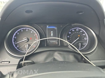 2021 Toyota Camry SE - miniatura 12