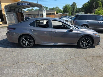 2021 Toyota Camry SE - miniatura 4