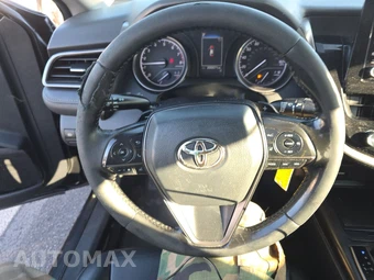 2021 Toyota Camry SE - miniatura 10