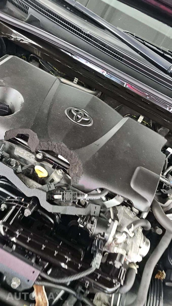 2021 Toyota Camry SE - miniatura 25