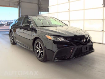 2021 Toyota Camry SE - miniatura 3