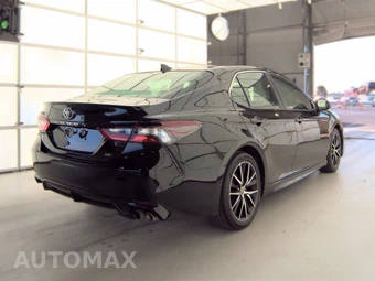 2021 Toyota Camry SE - miniatura 4
