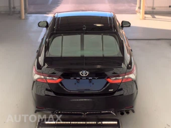 2021 Toyota Camry SE - miniatura 5
