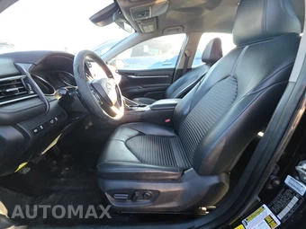 2021 Toyota Camry SE - miniatura 7
