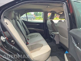 2021 Toyota Camry SE - miniatura 16