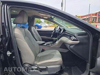 2021 Toyota Camry SE - miniatura 18