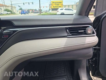 2021 Toyota Camry SE - miniatura 19