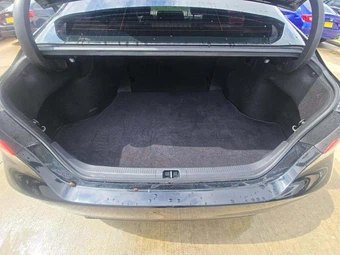 2021 Toyota Camry SE - miniatura 11