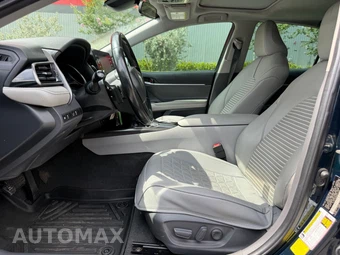 2021 Toyota Camry SE - miniatura 9