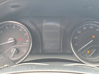 2021 Toyota Camry SE - miniatura 12