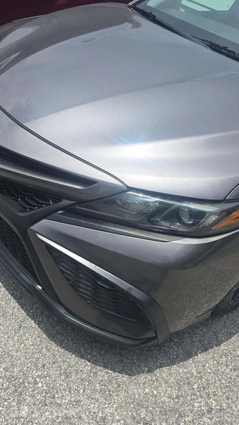 2021 Toyota Camry SE - miniatura 20