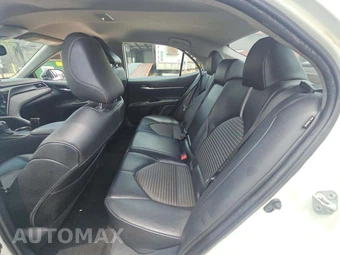 2021 Toyota Camry SE - miniatura 13