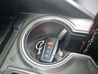 2021 Toyota Camry SE - miniatura 8