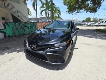 2021 Toyota Camry SE