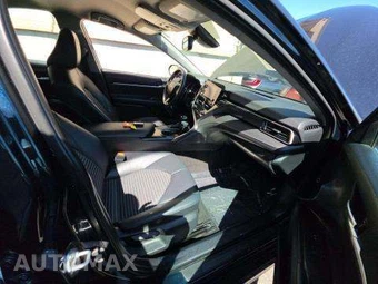 2021 Toyota Camry SE - miniatura 16