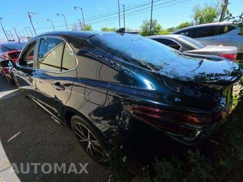 2021 Toyota Camry SE - miniatura 2