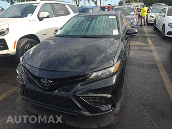 2021 Toyota Camry SE Nightshade - miniatura 2