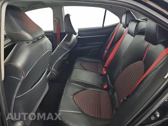 2021 Toyota Camry TRD - miniatura 13