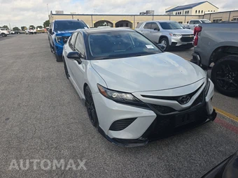 2021 Toyota Camry TRD - miniatura 3