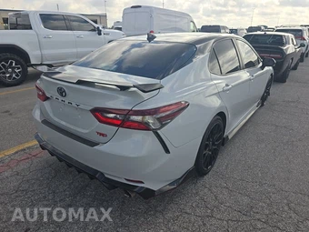 2021 Toyota Camry TRD - miniatura 4