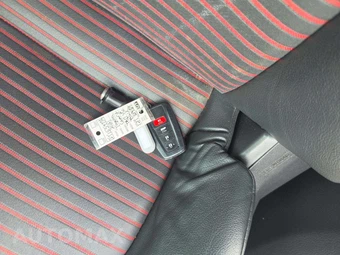 2021 Toyota Camry TRD - miniatura 5