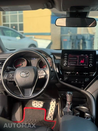 2021 Toyota Camry TRD - miniatura 9
