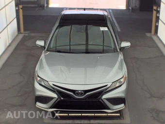 2021 Toyota Camry XSE - miniatura 2