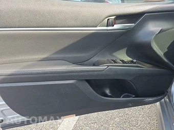 2021 Toyota Camry XSE - miniatura 9