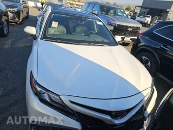 2021 Toyota Camry XSE - miniatura 2