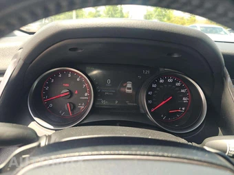 2021 Toyota Camry XSE - miniatura 6