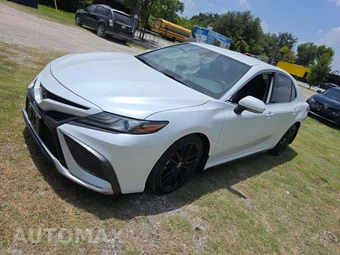 2021 Toyota Camry XSE