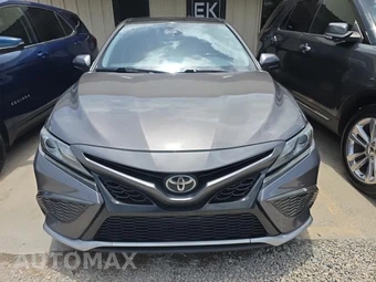 2021 Toyota Camry XSE - miniatura 2