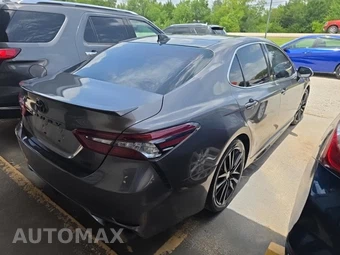 2021 Toyota Camry XSE - miniatura 4