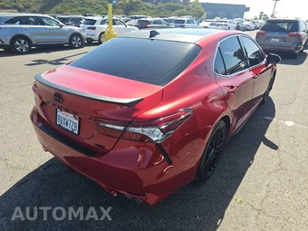 2021 Toyota Camry XSE - miniatura 4