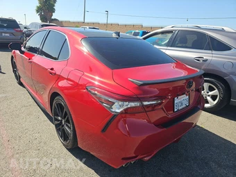 2021 Toyota Camry XSE - miniatura 6