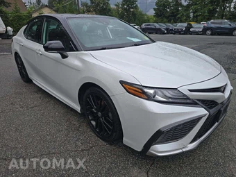 2021 Toyota Camry XSE - miniatura 4