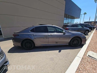 2021 Toyota Camry XSE - miniatura 4