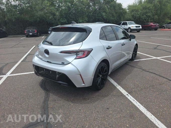 2021 Toyota Corolla Hatchback SE Nightshade Edition - miniatura 3