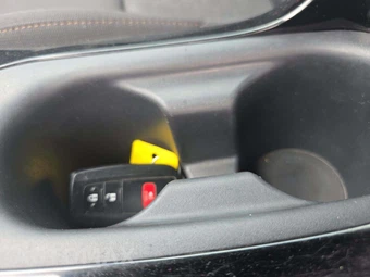 2021 Toyota Corolla Hatchback SE Nightshade Edition - miniatura 8