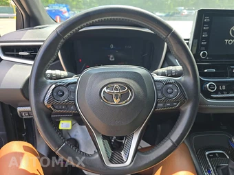 2021 Toyota Corolla Hatchback XSE – miniatura 16