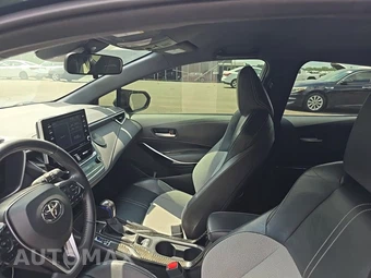 2021 Toyota Corolla Hatchback XSE – miniatura 20