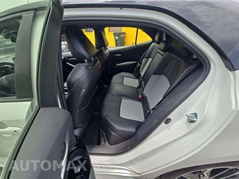 2021 Toyota Corolla Hatchback XSE - miniatura 10
