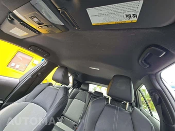 2021 Toyota Corolla Hatchback XSE - miniatura 8