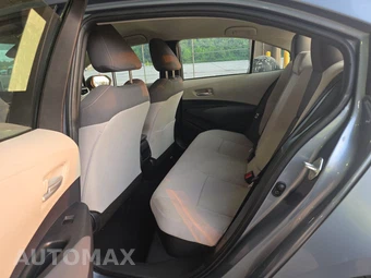 2021 Toyota Corolla Hybrid LE Sedan - miniatura 13