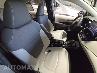 2021 Toyota Corolla Hybrid LE Sedan - miniatura 18