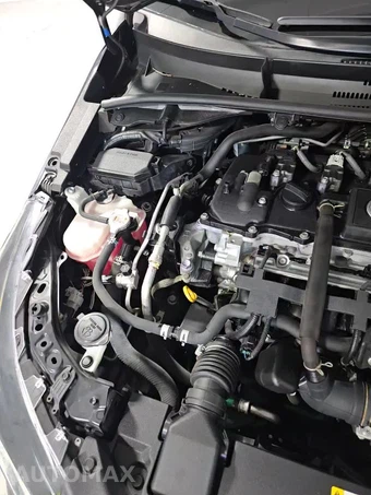 2021 Toyota Corolla Hybrid LE Sedan - miniatura 26