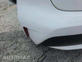 2021 Toyota Corolla Hybrid LE Sedan - miniatura 24