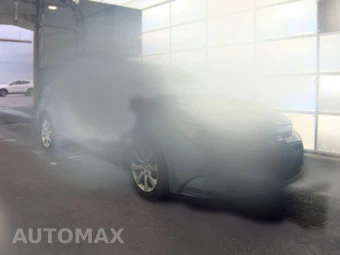 2021 Toyota Corolla LE Sedan – miniatura 3