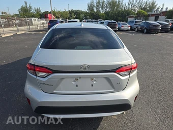 2021 Toyota Corolla LE Sedan - miniatura 5