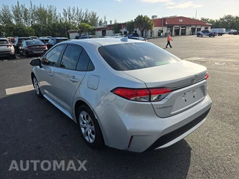 2021 Toyota Corolla LE Sedan - miniatura 6